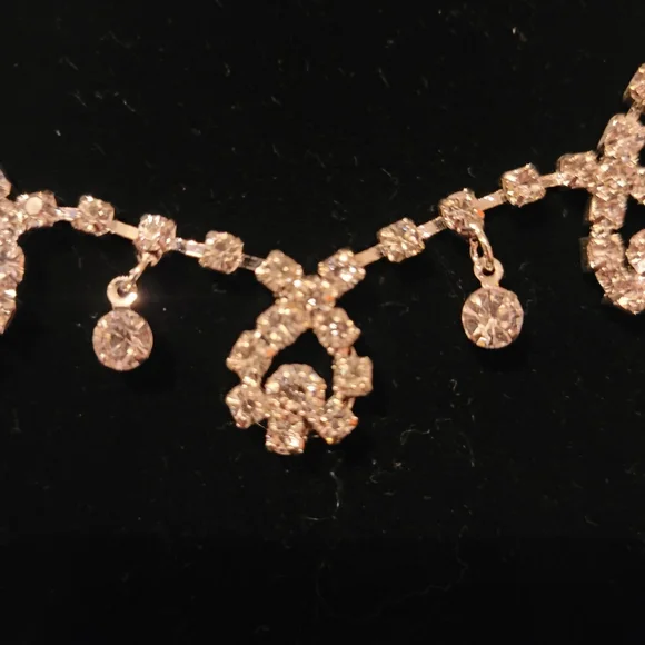 Jim Ball Pagent Jewelry - Picture 4 of 5